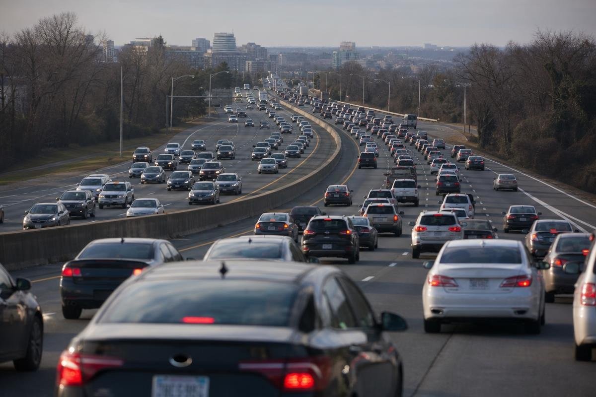 Busy Northern Virginia highway with heavy daytime traffic