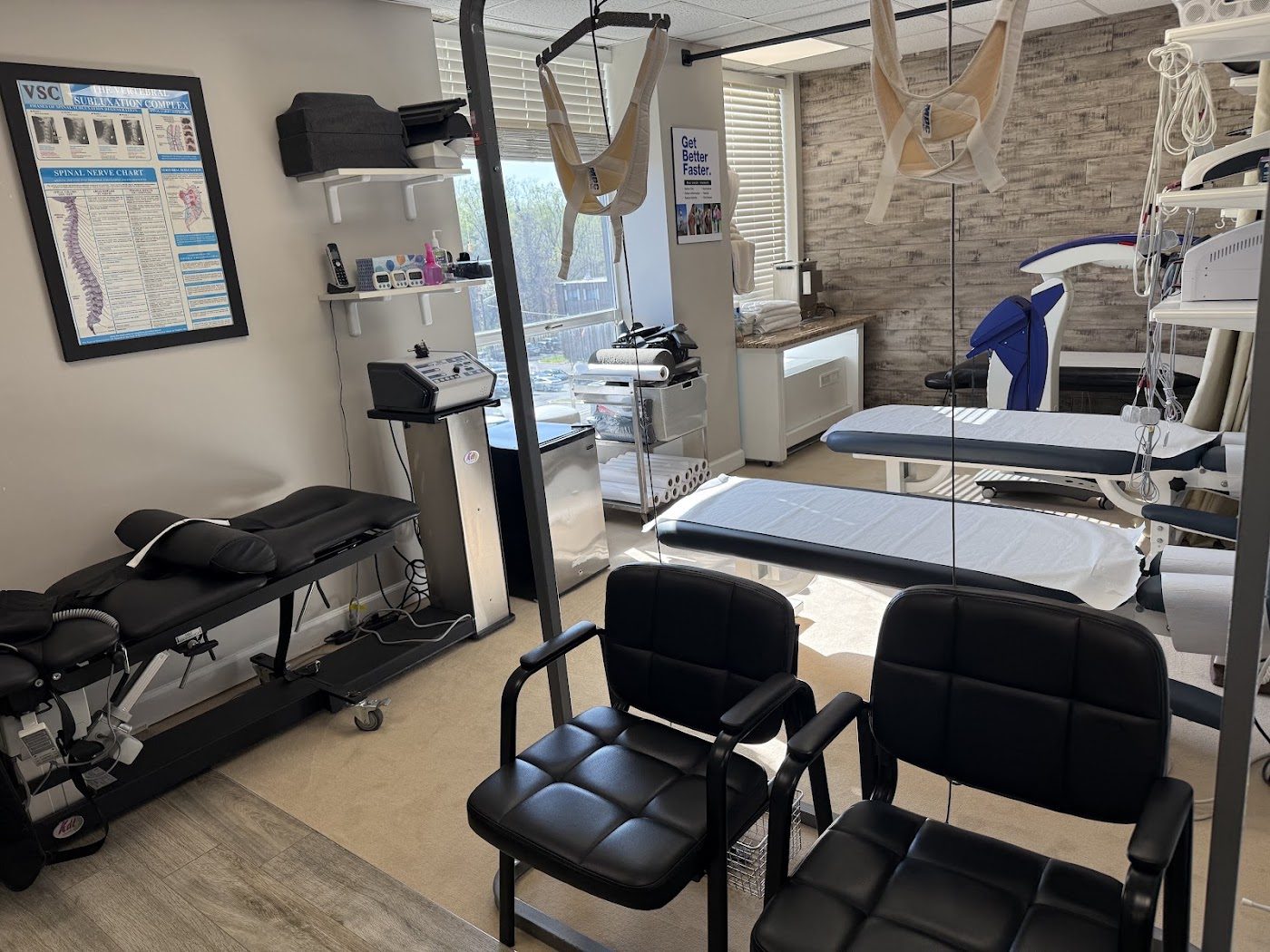 Decompression and traction equipment in the treatment area at the Woodbridge, VA office