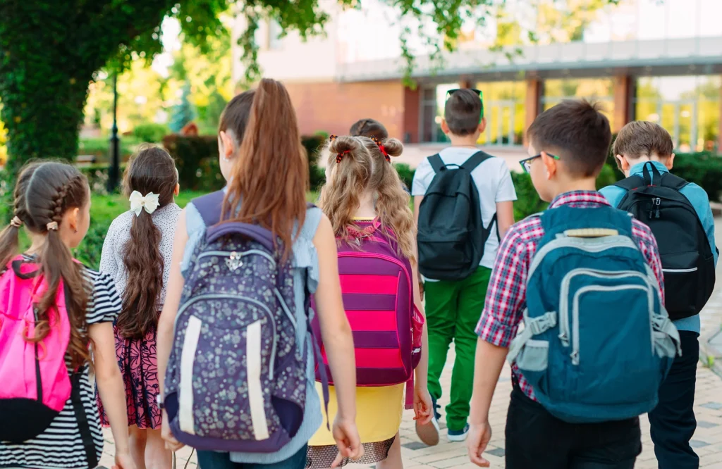 How To Wear A Backpack Properly To Avoid Back Pain How to Wear a Backpack Properly to Avoid Back Pain