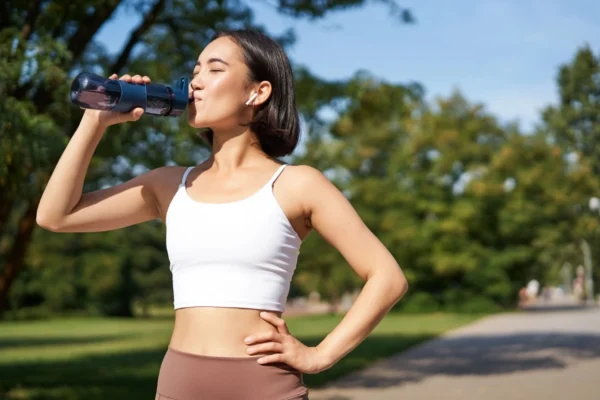 10 Daily Habits For Maintaining A Healthy Back And Spine 10 Daily Habits for Maintaining a Healthy Back and Spine